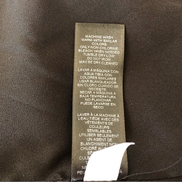 ⭐️NEW⭐️White House Black Market (WHBM) Black Faux Fur Vest - Picture 9 of 10